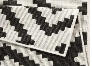 Kusový behúň Northrugs Twin 103129 Black Cream 80x350 cm
