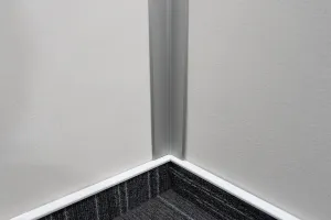 Ochranný kútový profil - Strieborný 30x30 mm 250 cm