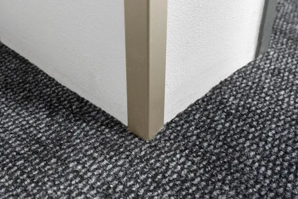Ochranný rohový profil samolepiaci - Šampaň 30x30 mm 250 cm