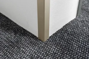 Ochranný rohový profil samolepiaci - Šampaň 30x30 mm 250 cm