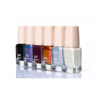 Notino Gel Effect Nail Polish lak na nechty s gélovým efektom 009 Paranoir 10 ml