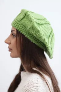 Zelený zimný baret Kesi K414