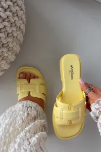 Dámske žlté šľapky Lorania