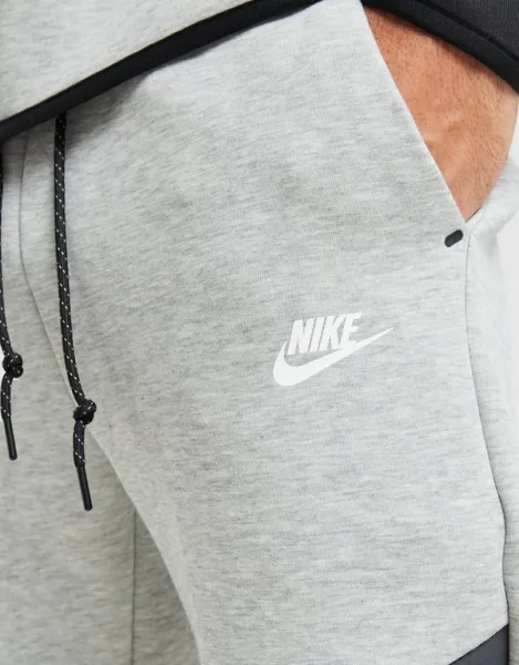 Nike Nohavice  Tech Fleece Jogger