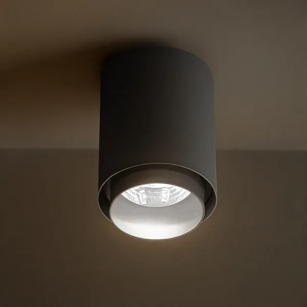 DECOREUM Prisadené LED svietidlo DABI PZE-930 CCT 3000-6000K 8W čierne