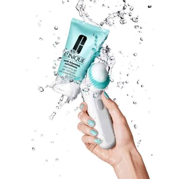 Clinique Anti-Blemish Solutions™ Cleansing Gel čistiaci gél proti nedokonalostiam pleti 125 ml