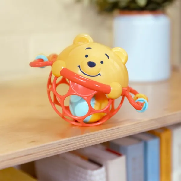 Bright Starts Winnie the Pooh Jingle & Shake Oball hrkálka 0m+ 1 ks