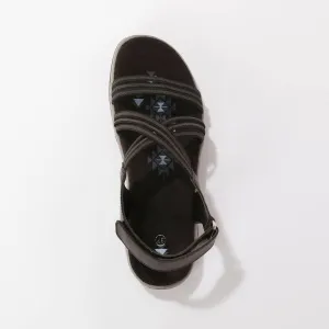Sandále s pružnými remienkami a zapínaním na suchý zips