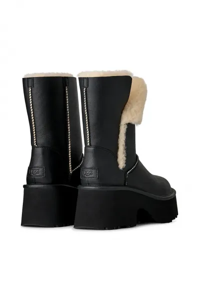 Kožené snehule UGG Esmee Leather Boot