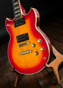 Yamaha 1982 SG-1000 Cherry Burst
