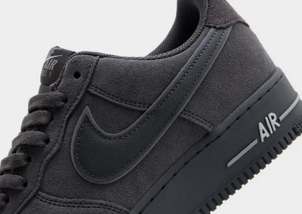 Nike Air Force 1 '07 Lv8