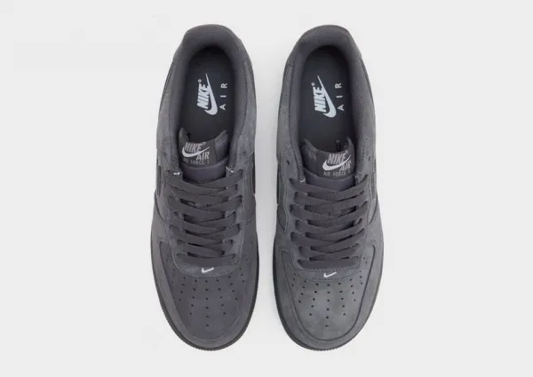 Nike Air Force 1 '07 Lv8