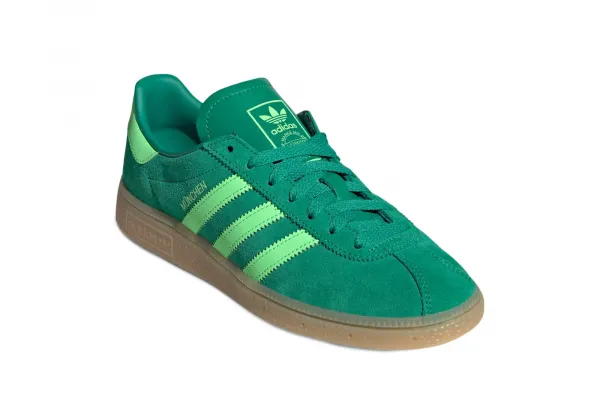 adidas Muenchen W "Court Green" (JS3997)