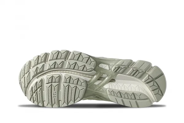 Asics Gel-Kayano 20 "Fossil Cream" (1203A388-021)