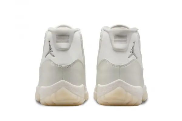 Jordan Brand Air Jordan 11 Wmns “Pearl Grey” (AR0715-110)