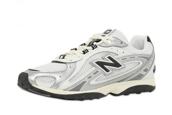 New Balance 204L "Black" (U204LSWD)