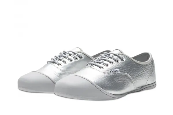 Vans OTW Authentic Prima "Silver Metallic" (VN000DAXLNE)