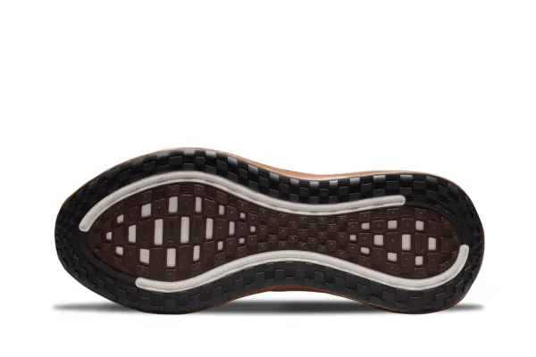 Nike Vomero Plus "Sail" (IO4482-100)