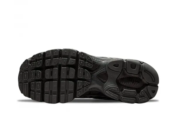 Nike Air Max Moto 2K Wmns "Black Metallic Silver" (HQ2056-007)