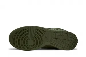 Nike Dunk Low Wmns "Carbon Green" (HV4388-300)