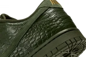 Nike Dunk Low Wmns "Carbon Green" (HV4388-300)