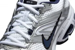 Nike Air Max Moto 2K Wmns "White Metallic Silver" (HQ2056-104)