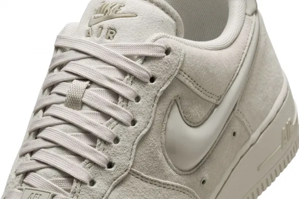 Nike Air Force 1 '07 Low Wmns "Light Bone" (HV4406-001)