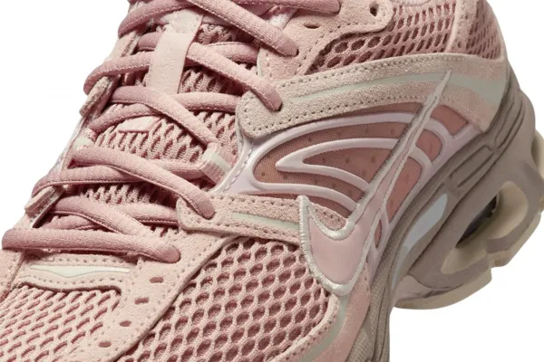 Nike Air Max Moto 2K Wmns "Malt Phantom" (IM9570-200)