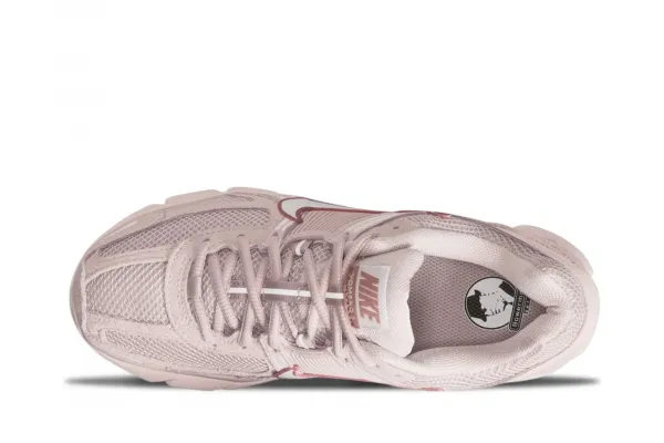 Nike Zoom Vomero 5 Wmns "Silt Red" (HQ0458-600)