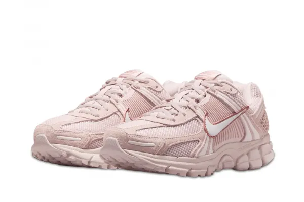 Nike Zoom Vomero 5 Wmns "Silt Red" (HQ0458-600)