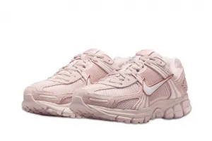 Nike Zoom Vomero 5 Wmns "Silt Red" (HQ0458-600)