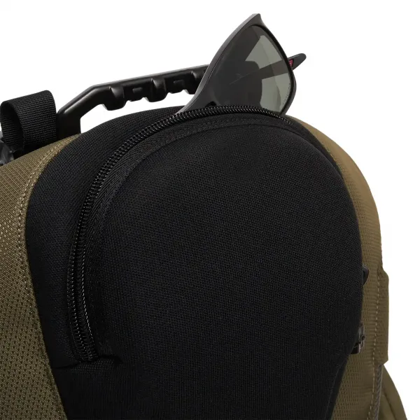 Oakley Kitchen Sink Backpack "Army Green" (92060A-7CE)