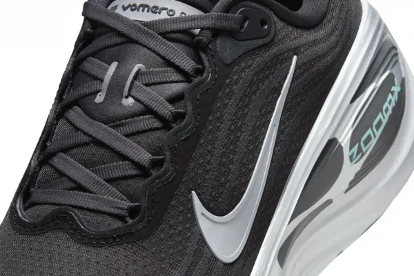 Nike Vomero Plus "Anthracite Cannon" (IM6011-060)