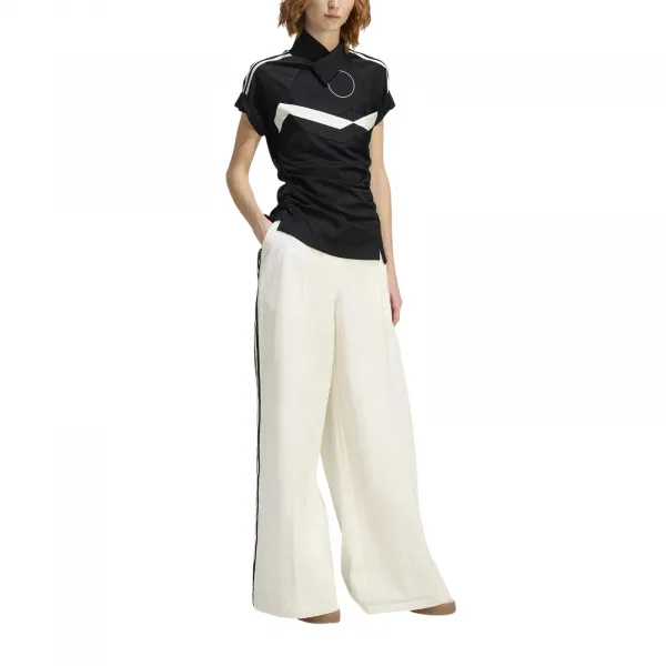 adidas Reconstructed Logo Slim Top W "Core Black" (KD2426)