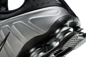 Nike Shox R4 "Metallic Silver" (HQ1988-007)