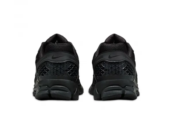 Nike Zoom Vomero 5 "Black" (IM6597-001)