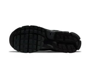 Nike Zoom Vomero 5 "Black" (IM6597-001)