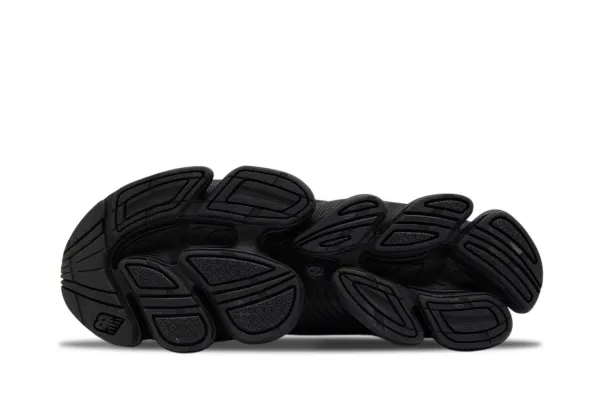 New Balance Abzorb 2000 "Triple Black" (U2000ETB)