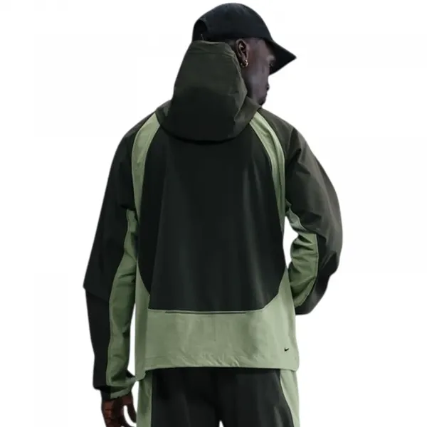 Nike Tech Dri-FIT Woven Color-Block Windrunner Loose Jacket "Sequoia" (IH8461-355)