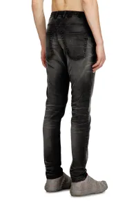 Džínsy Diesel 2032 D-Krooley-B Jogg Sweat Jeans Black/Denim