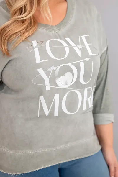 Kesi Włoski Dámska blúzka Plus Size s potlačou Love You More khaki