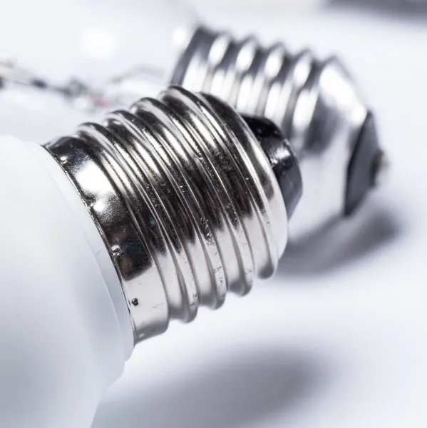 TooLight LED žiarovka E-27 15W RSL029 teplá biela