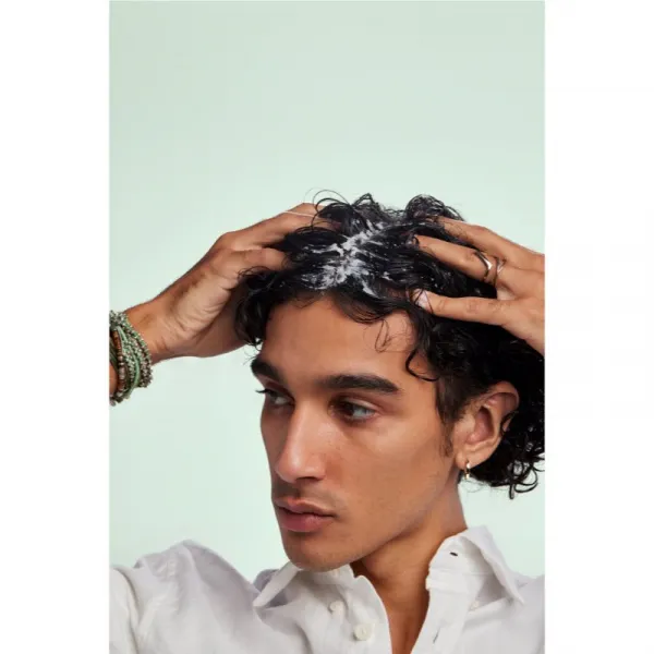 Bumble and bumble Seaweed Whipped Scalp Scrub vlasový peeling s extraktmi z morských rias s extraktmi z morských rias 200 ml