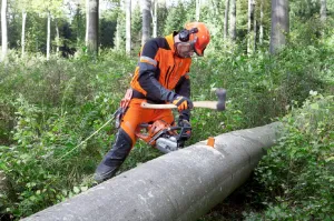 Husqvarna Drevorubačský klin 20 cm z tvrdeného plastu