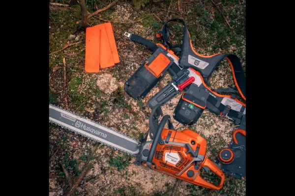 Husqvarna Drevorubačský klin 20 cm z tvrdeného plastu