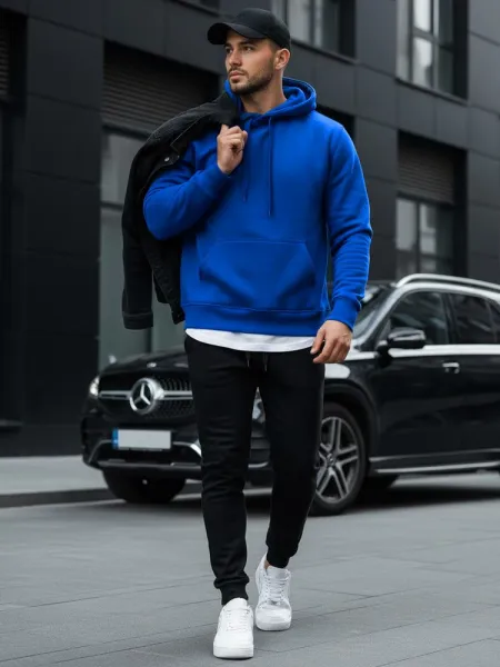 Trendy jednoduchá modrá mikina
