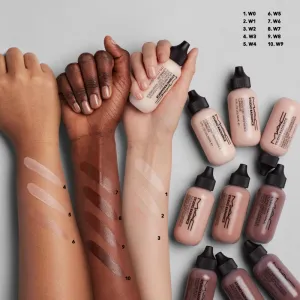 MAC Cosmetics Studio Radiance Face and Body Radiant Sheer Foundation ľahký make-up na tvár a telo odtieň W0 50 ml