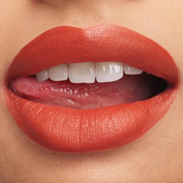 MAC Cosmetics MACximal Silky Matte Lipstick matný rúž odtieň Sugar Dada 3,5 g