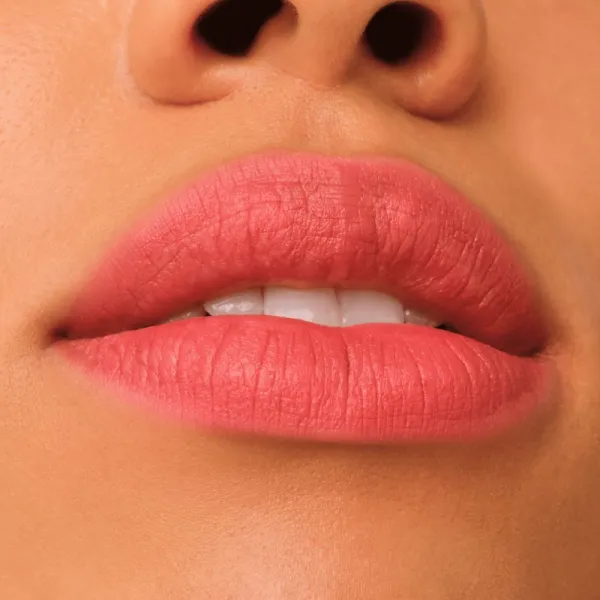 Catrice Blur-Real matný rúž odtieň 020 Taupe Tension 3 g