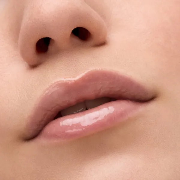 Catrice Aura Drop Lip Elixir olej na pery s vyživujúcim účinkom odtieň 010 Sparkle Served 4 ml